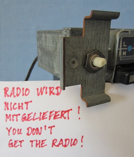 OLDTIMER-RADIO-EINBAUHALTERUNG