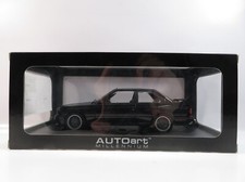 1:18 Autoart 70562 BMW M3 Sport Evolution E30 schwarz B223 