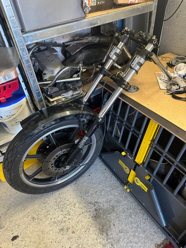 Motorrad gabel mit rad - mit,