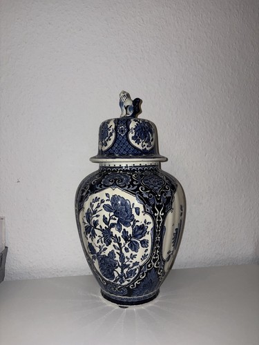 Große edle deckelvase - große,, /