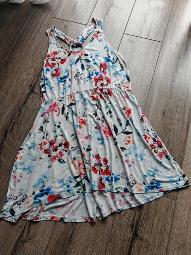 Kleid mit blumen von - h&m, s