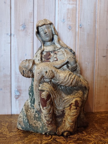 Pieta vesperbild geschnitzt - pieta,