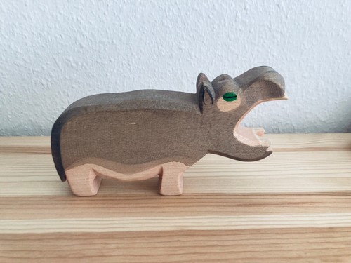 Nilpferd maul offen - offen,