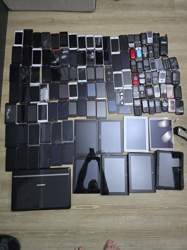 Eine riesige sammlung alter - eine,