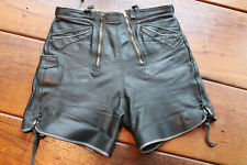 Schöne schwarze vintage Pfadi Ledershorts, Jugend e.BW 34cm