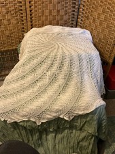 Wunderschöne alte Spitzendecke, GESTRICKTE SPITZE, Handarbeit, Baumwolle, 120 cm