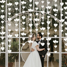 Weiße Herzgirlande Hochzeit