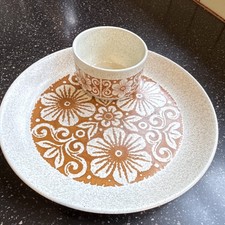 Biltons ironstone floral round - floral,