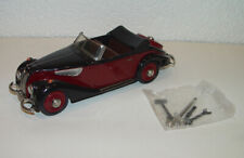 Schuco 00011 Classic Modell BMW 327 Cabrio rot/schwarz Uhrwerksmotor 1:18