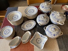 Porzellan Service 12 Personen