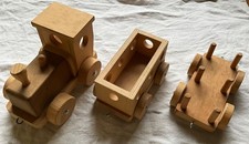 Große Lokomotive mit 3 Wagen