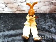 Osterhase/Kantenhocker/Mädchen/Keramik