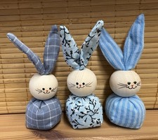 Set 3 Osterhasen mit von Hand