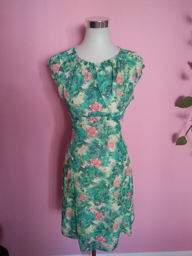 Kleid blumen grün rot - blumen,,