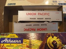 Athearn Blue Box 2x LKW