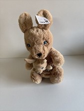 Känguru mit Baby – Kuscheltier 35 cm – Plüschtier Mama & Joey – weich & süß