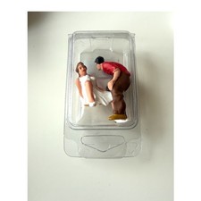 Figuren - Sitzender Mann und Frau im Sommer , Spur G, Neu -OVP