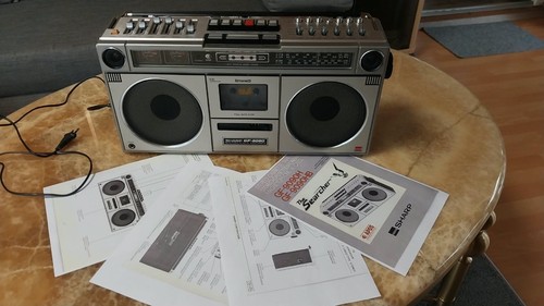 Sharp 9090 boombox - sharp, gf-9090