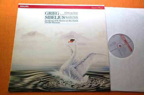 Marriner grieg holberg - holberg, suite