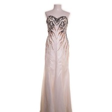 Cinderella Divine, Abendkleid