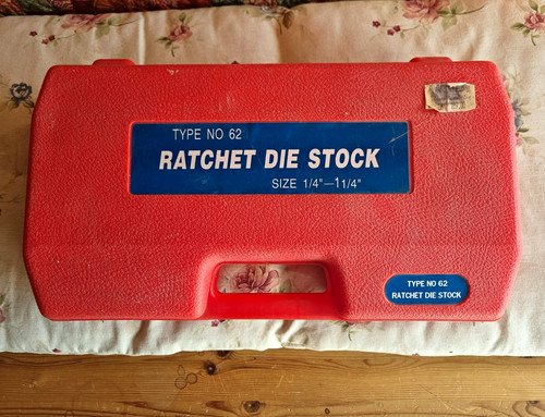 Ratschen-Rohrgewindeschneider
