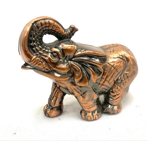 Statue elefant aus metall - elefant,