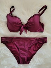 Bikini rot weinrot Beere