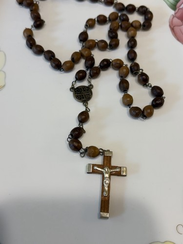 Rosenkranz aus holz mit - rosenkranz,