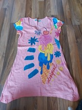 Schönes, leichtes Strandkleid