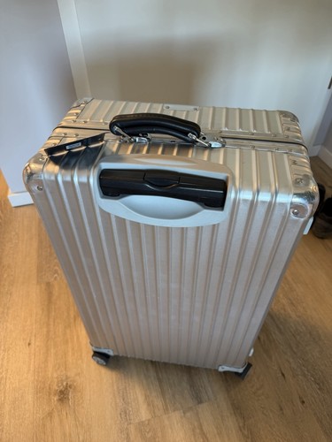 Rimowa classic flight - rimowa,