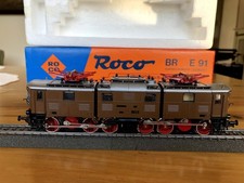 ROCO H0 04139 B, E-Lok braun, BR E91 für Märklin 3-Leiter ESU Lokpilot v5 DCC