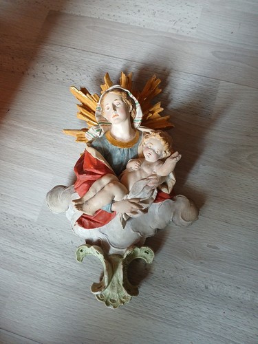 Marienstatue mit jesuskind - mit,