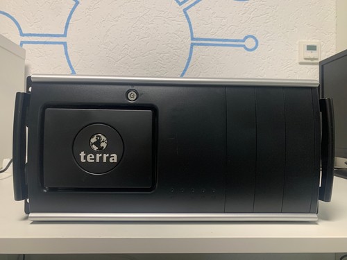 Terra server 5530 big - server, 5530,big