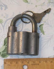 Vorhängeschloß