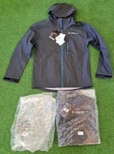 JE JACKE = 89,95 € - Greys