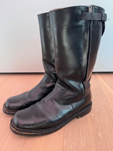 Knobelbecher lederstiefel gr - knobelbecher, lederstiefel,