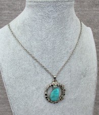 (E04)  Modeschmuck Kette/mit