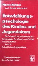 Schulkind und Jugendlicher