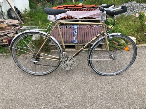 Gelbes motobecane prestige - gelbes,