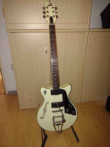Duesenberg fullerton white - duesenberg, tv