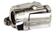 Panasonic 3CCD MegaPixel - MiniDV Camcorder NV-GS230EG vom Fachhändler