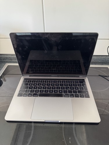 Apple macbook pro - apple, 2017