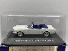 * Ford Mustang Convertible