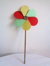 Altes Windrad, DDR-Windmühle am Holzstab