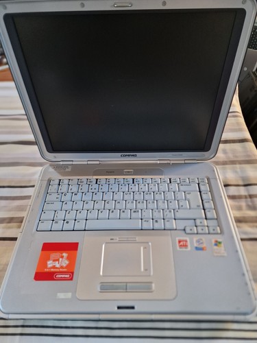 Compaq presario r3000 vintage - compaq,