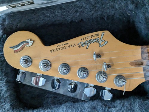 Fender stratocaster with usa - fender,