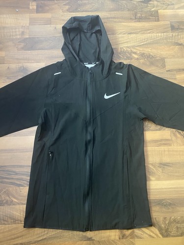 Nike windbreaker größe m - größe,