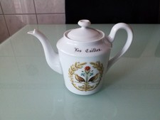 Porcelaine d´Auteuil Teekanne