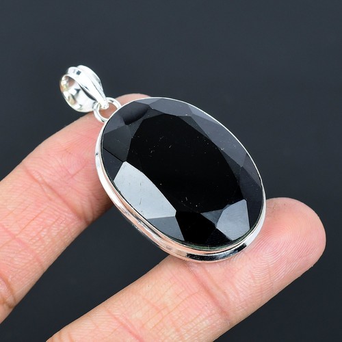 Schwarzer spinell oval - spinell,
