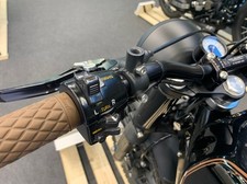 Klassische Lenkerarmatur